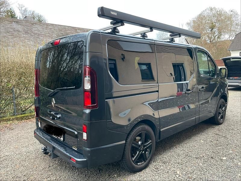 Brugt Renault Trafic 150 HK (110 kW) 2022 Grå MPV