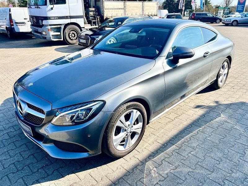 Gebraucht Mercedes C250 211 PS (155 kW) 2016 Grau Coupé