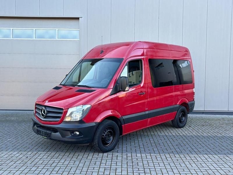Rot Gebraucht 2014 Mercedes 316 Van | 17.499 € (Guter Preis) - Bild 1/4