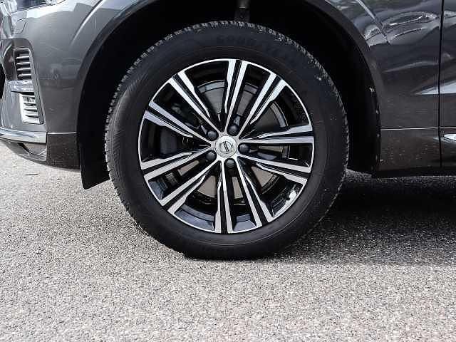 Gebraucht Volvo XC60 145 PS (106 kW) 2022 SUV