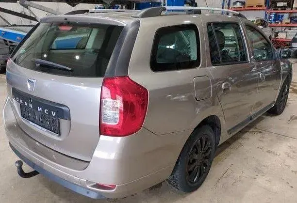 Gebraucht Dacia Logan MCV Lauréate 75 PS (55 kW) 2013 Grau Kombi