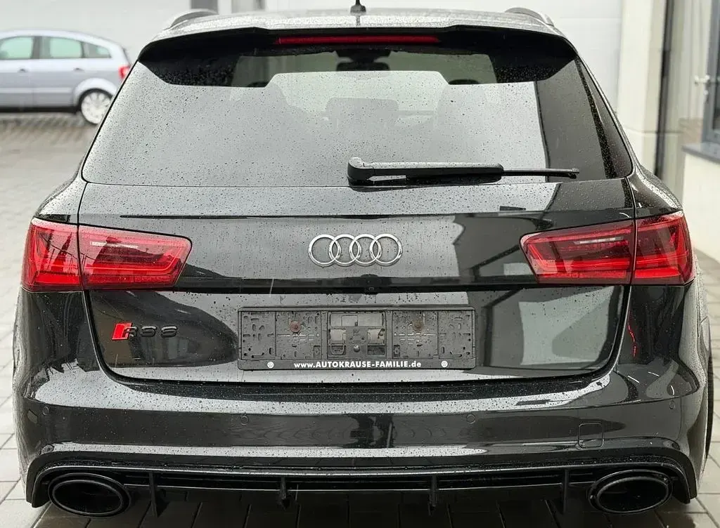 Gebraucht Audi RS6 Ambiente 560 PS (411 kW) 2015 Schwarz Kombi