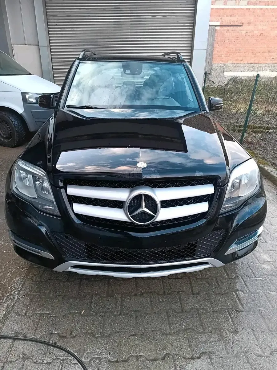 Gebraucht Mercedes GLK250 204 PS (150 kW) 2014 Schwarz SUV