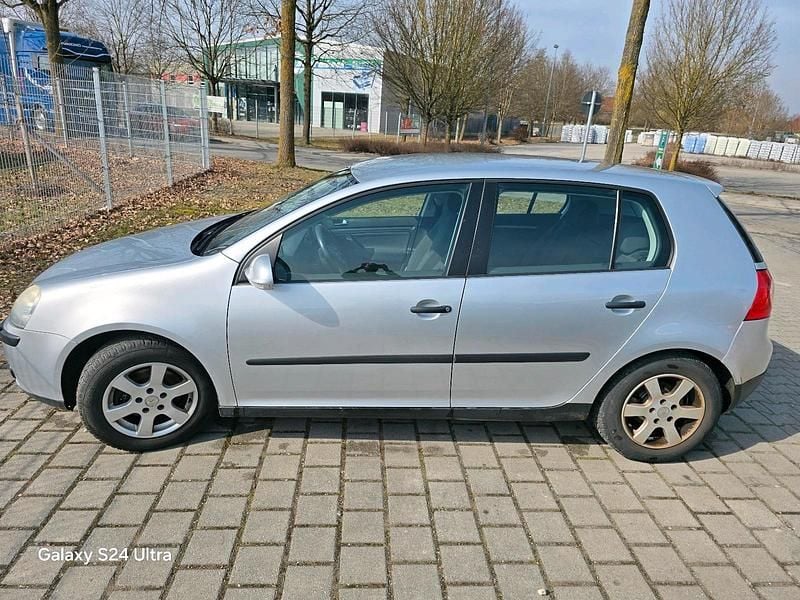 Gebraucht VW Golf V 115 PS (84 kW) 2004 Braun Kleinwagen