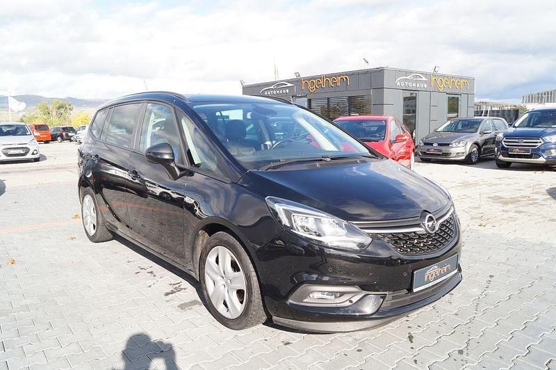 Schwarz Gebraucht 2016 Opel Zafira Edition Van / Kleinbus | 8.890 € (Fairer Preis) - Bild 1/4