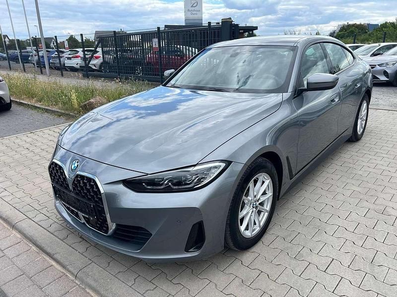 Gebraucht BMW 420 190 PS (139 kW) 2022 Skyscraper grau metallic Limousine