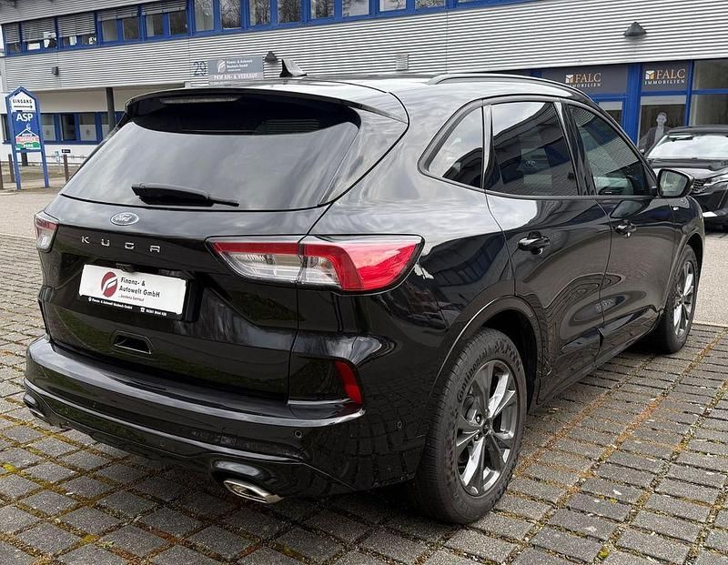 Gebraucht Ford Kuga ST-Line X 150 PS (110 kW) 2021 Schwarz SUV