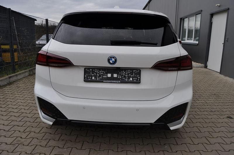 Gebraucht BMW 225 M Sport 245 PS (180 kW) 2022 Weiß Van / Kleinbus