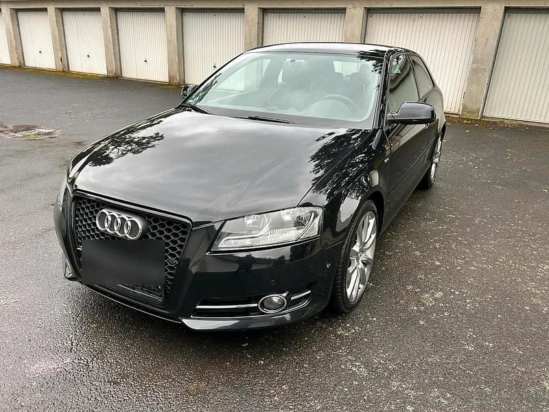 Schwarz Gebraucht 2011 Audi A3 S-Line Kleinwagen | 6.800 € (Fairer Preis) - Bild 1/4