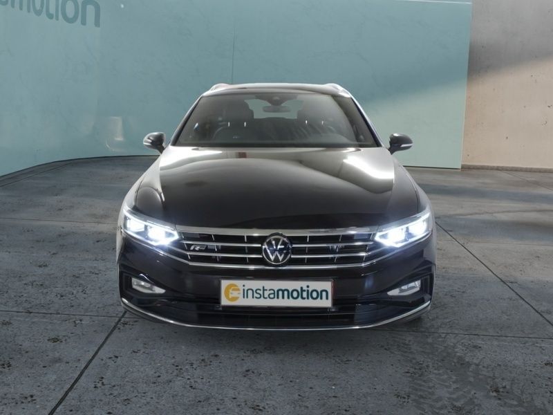 Gebraucht VW Passat R-line 200 PS (147 kW) 2024 Schwarz Kombi
