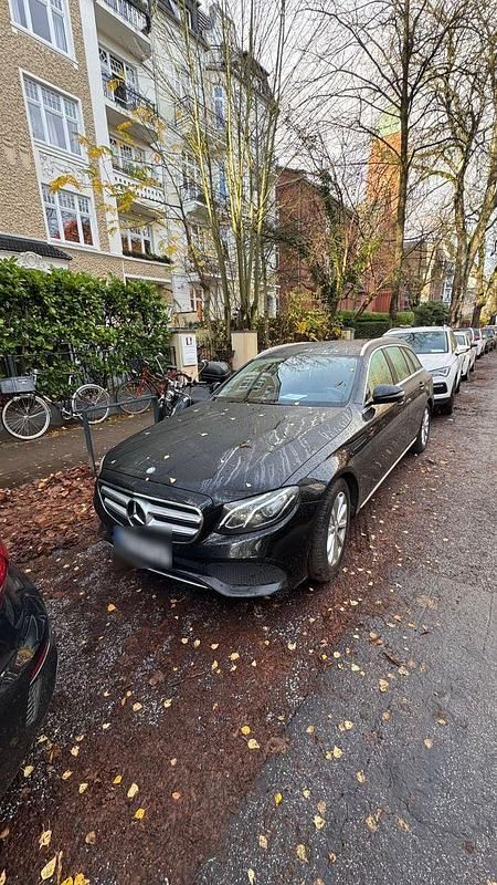Gebraucht Mercedes E200 Avantgarde 184 PS (135 kW) 2017 Schwarz Kombi