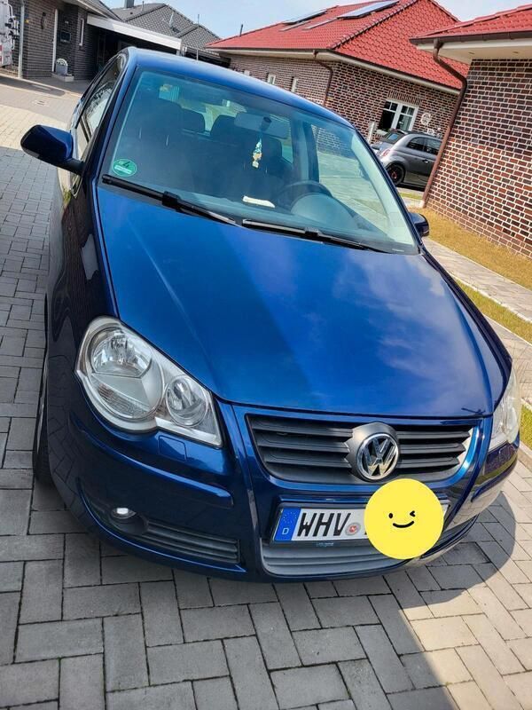 Blau Gebraucht 2009 VW Polo Trendline Kleinwagen | 2.900 € (Fairer Preis) - Bild 1/4