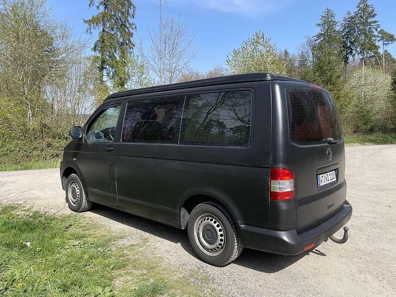 Gebraucht VW T5 102 PS (75 kW) 2012 Schwarz Van