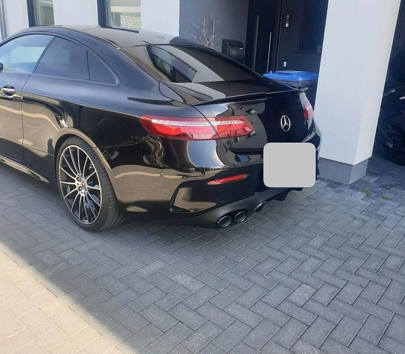 Gebraucht Mercedes E350 286 PS (210 kW) 2020 Schwarz Coupé