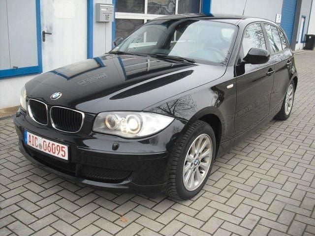 Gebraucht BMW 120 Efficient Dynamics 177 PS (130 kW) 2010 Schwarz Kleinwagen