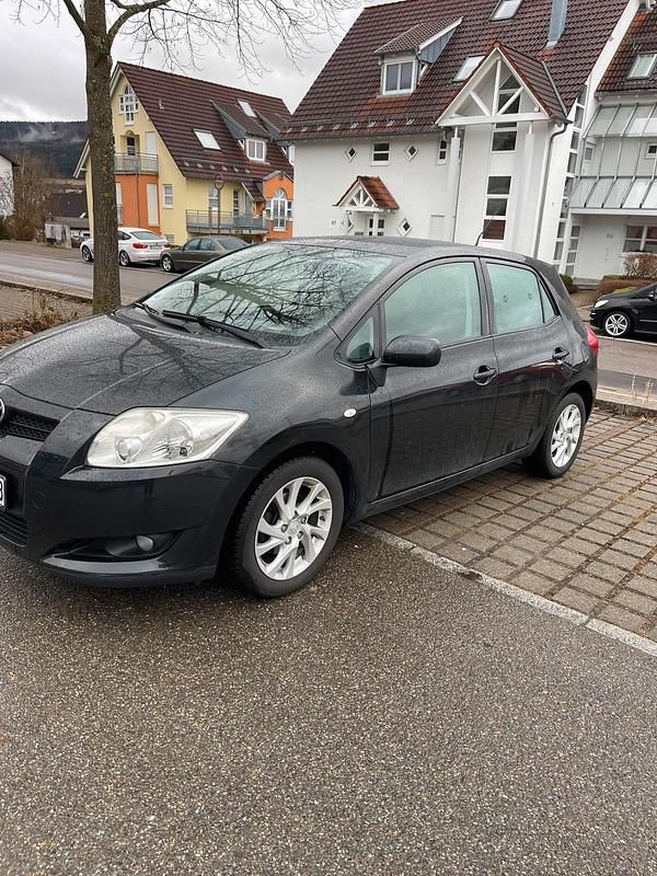 Gebraucht Toyota Auris 124 PS (91 kW) 2009 Schwarz Kleinwagen