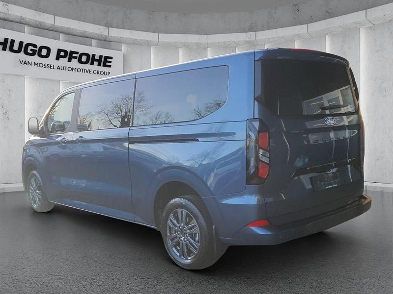 Neu Ford Tourneo Titanium 170 PS (125 kW) 2025 Blau Van / Kleinbus