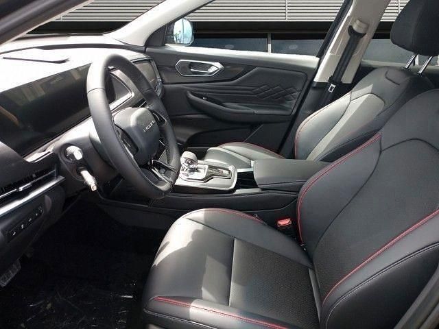 Gebraucht Baic X75 177 PS (130 kW) 2024 Schwarz SUV