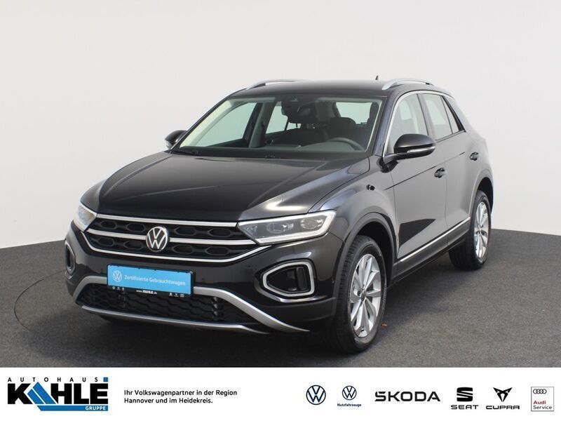 Deep black perleffekt Gebraucht 2024 VW T-Roc Style SUV | 32.990 € (Fairer Preis) - Bild 1/4
