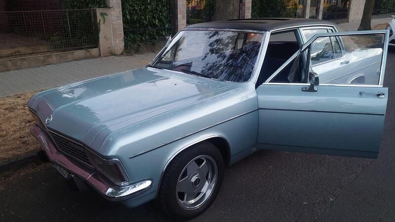 Blau Gebraucht 1972 Opel Admiral Limousine | 16.999 € - Bild 1/4
