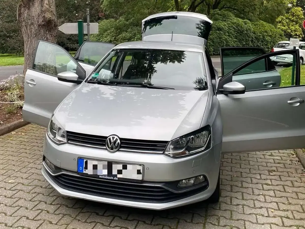 Gebraucht VW Polo Allstar 75 PS (55 kW) 2016 Silber Limousine