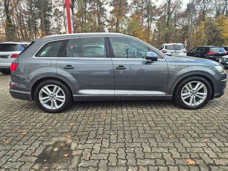 Gebraucht Audi Q7 Sport 272 PS (200 kW) 2018 Grau SUV
