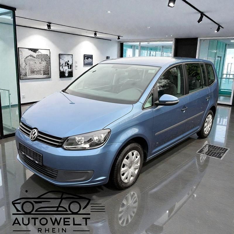 Gebraucht VW Touran Trendline 105 PS (77 kW) 2012 Blau Van / Kleinbus