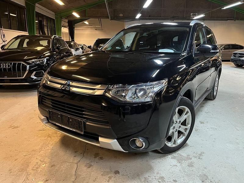 Gebraucht 2014 Mitsubishi Outlander Invite SUV | 9.995 € (Fairer Preis) - Bild 1/4