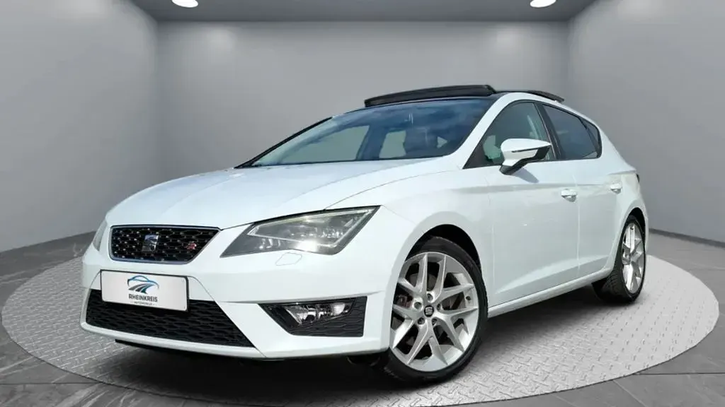 Second-hand Seat Leon FR 184 CP (135 kW) 2014 Alb Berlinǎ