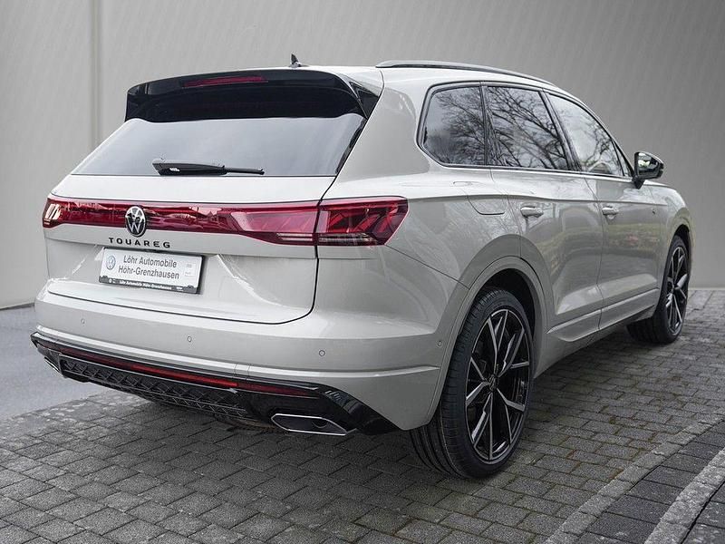 Gebraucht VW Touareg R-line 286 PS (210 kW) 2025 Sechura beige metallic SUV