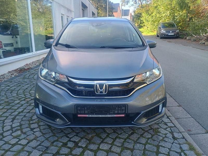 Grau Gebraucht 2018 Honda Jazz Comfort Kleinwagen | 10.900 € (Superpreis) - Bild 1/4