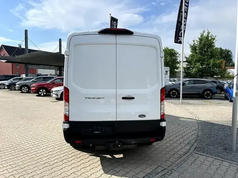 Gebraucht Ford Transit 131 PS (96 kW) 2020 Weiß Van