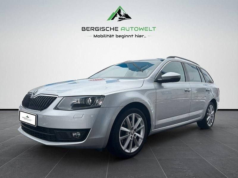 Gebraucht Skoda Octavia Elegance 179 PS (131 kW) 2014 Silber Kombi