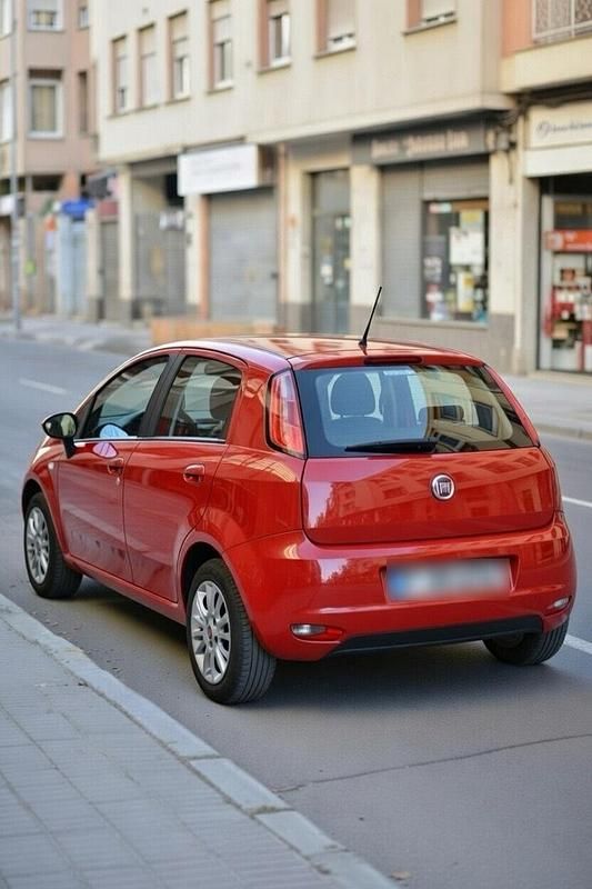 Gebraucht Fiat Punto 70 PS (51 kW) 2012 Rot Kleinwagen