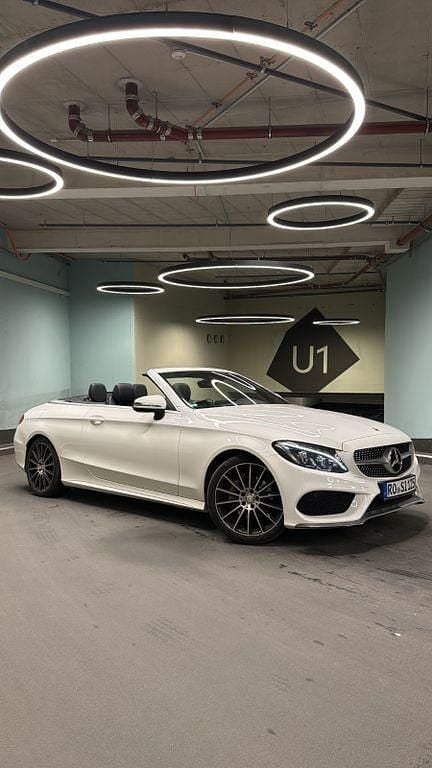 Weiß Gebraucht 2016 Mercedes C220 AMG line Cabrio | 24.900 € (Etwas zu teuer) - Bild 1/4