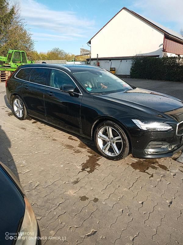 Second-hand Volvo V90 190 CP (139 kW) 2017 Negru Break