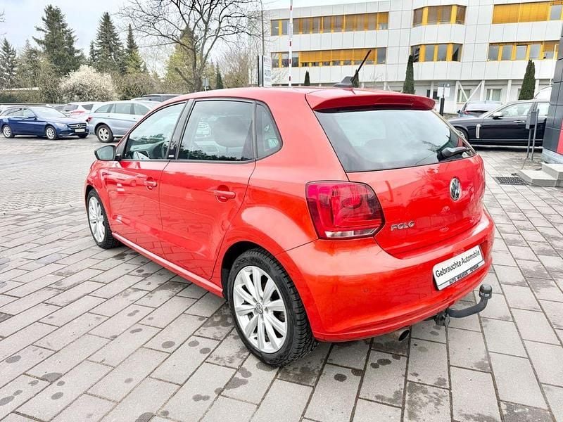 Gebraucht VW Polo Style 90 PS (66 kW) 2011 Orange Kleinwagen
