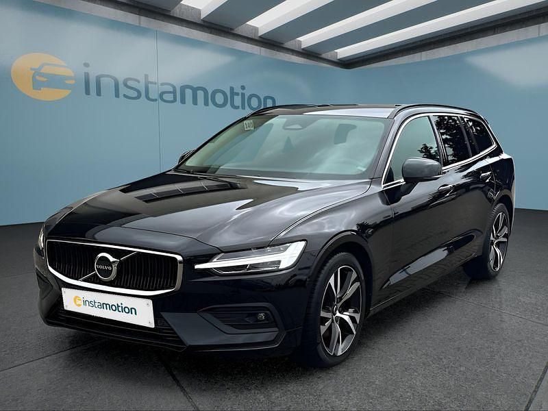 Gebraucht Volvo V60 Core 163 PS (119 kW) 2024 Schwarz Kombi