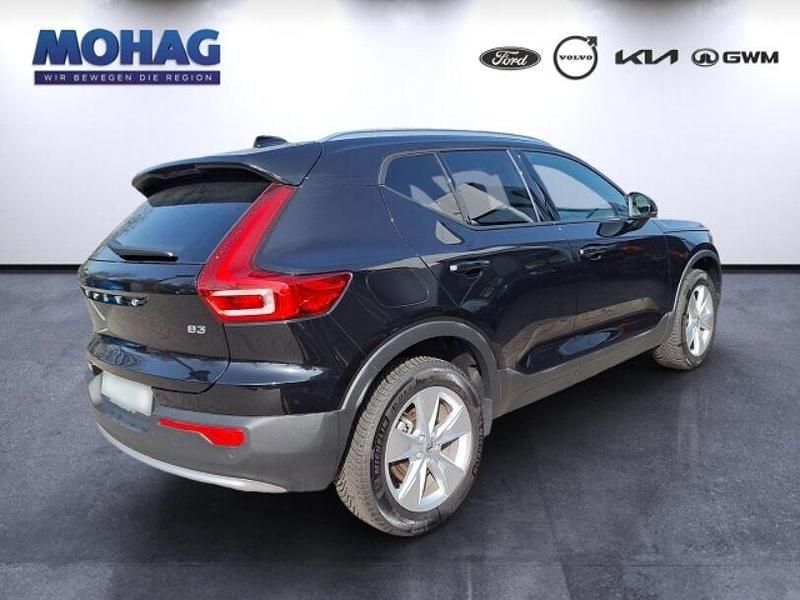 Gebraucht Volvo XC40 Core 163 PS (119 kW) 2024 Schwarz SUV