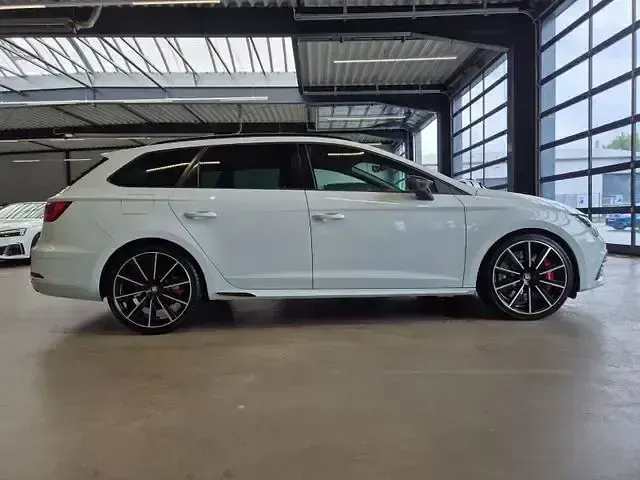Gebraucht Cupra Leon 301 PS (221 kW) 2017 Blanco nevada pearl Kombi