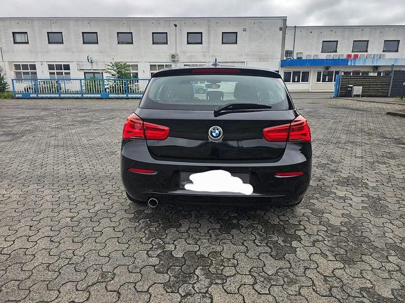Gebraucht BMW 116 Advantage 116 PS (85 kW) 2016 Schwarz Kleinwagen