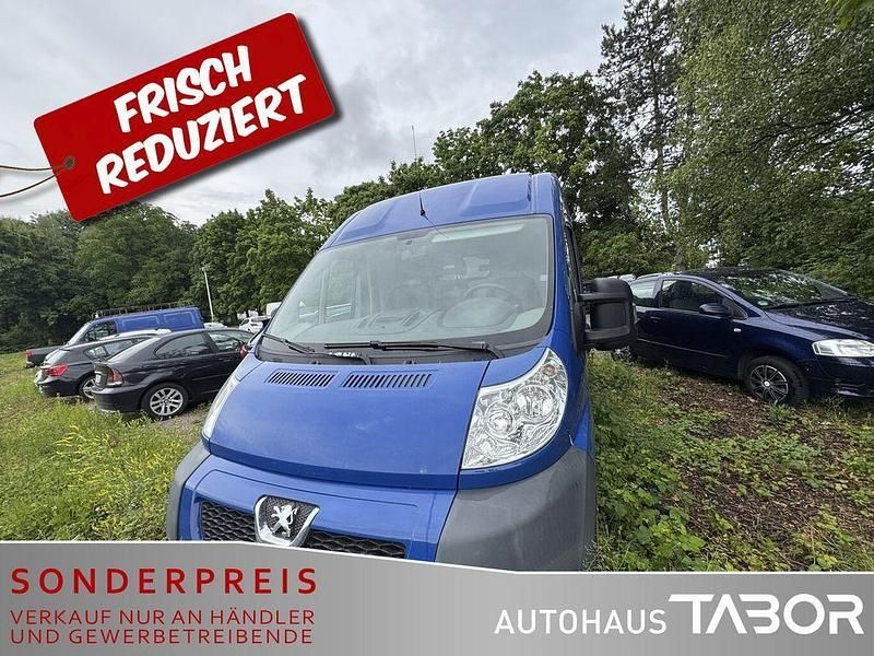 Farbe blau line/deckende lacki Gebraucht 2010 Peugeot Boxer Van | 3.685 € (Guter Preis) - Bild 1/4