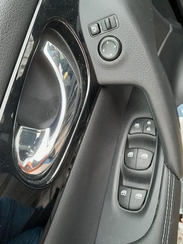 Gebraucht Nissan Qashqai Acenta 150 PS (110 kW) 2019 Schwarz SUV
