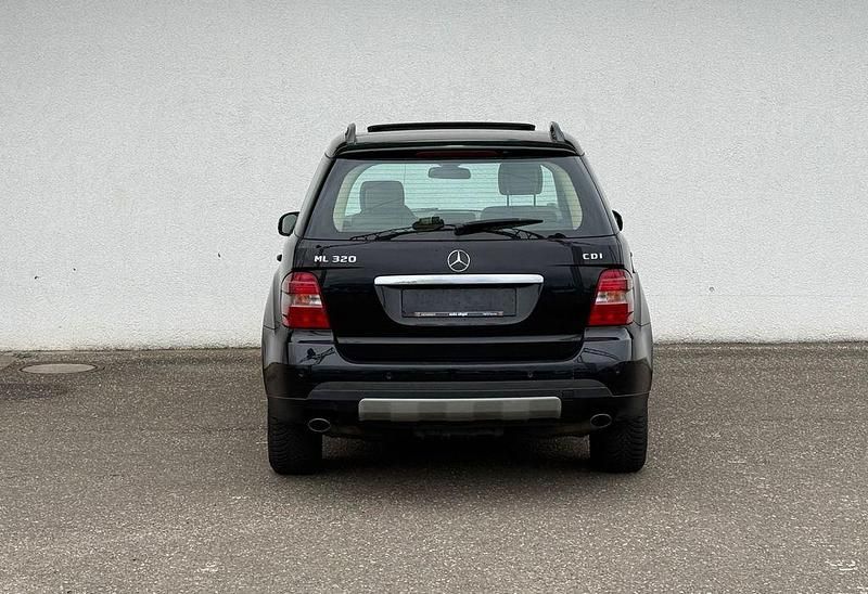 Gebraucht Mercedes ML320 224 PS (164 kW) 2005 Schwarz SUV