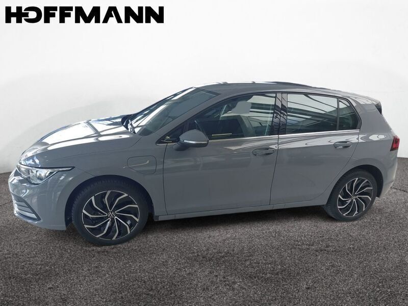 Gebraucht VW Golf VIII Style 204 PS (150 kW) 2022 Grau Limousine