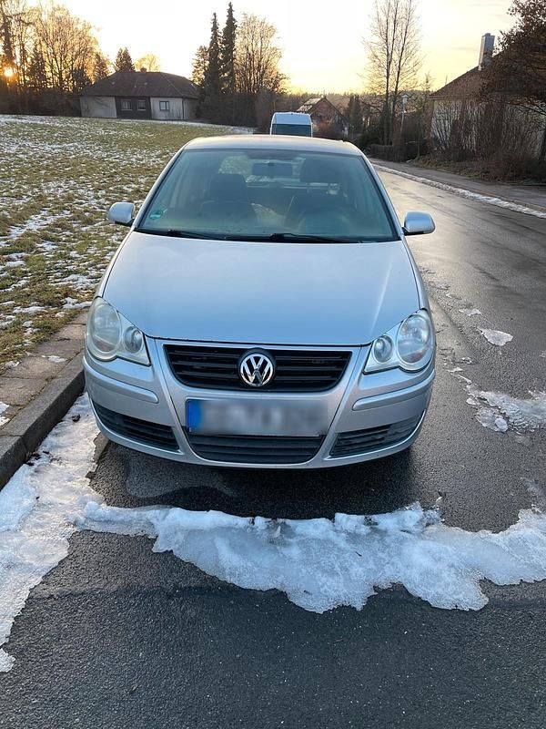 Gebraucht VW Polo 55 PS (40 kW) 2006 Silber Kleinwagen