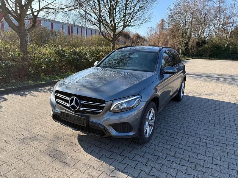 Gebraucht Mercedes GLC220 170 PS (125 kW) 2017 Grau SUV