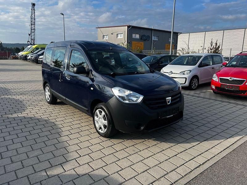 Blau Gebraucht 2015 Dacia Dokker Van | 5.250 € (Fairer Preis) - Bild 1/4