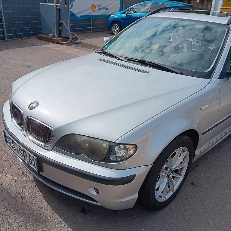 Gebraucht BMW 320 170 PS (125 kW) 2004 Silber Kombi