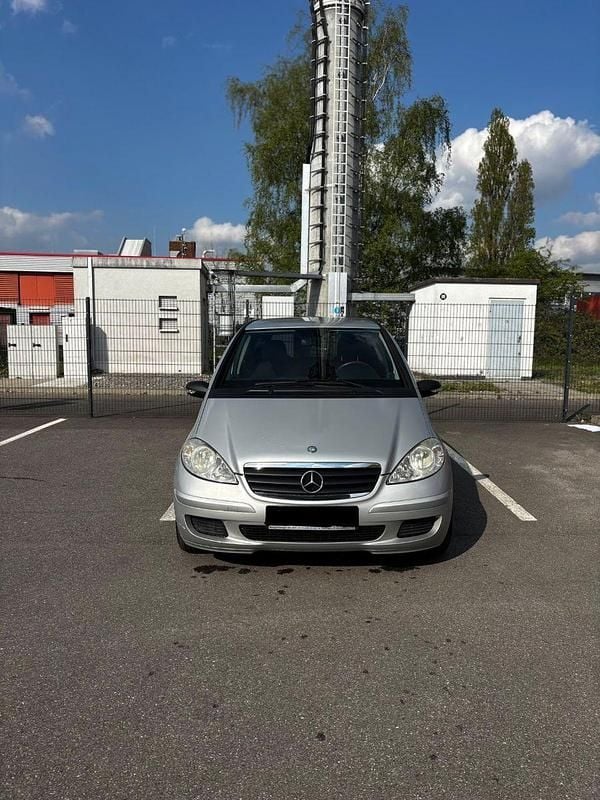 Gebraucht Mercedes A150 95 PS (69 kW) 2007 Silber Kleinwagen